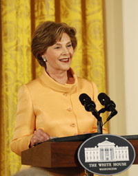 Laura Bush presents the 2008 Preserve America Presidential Awards