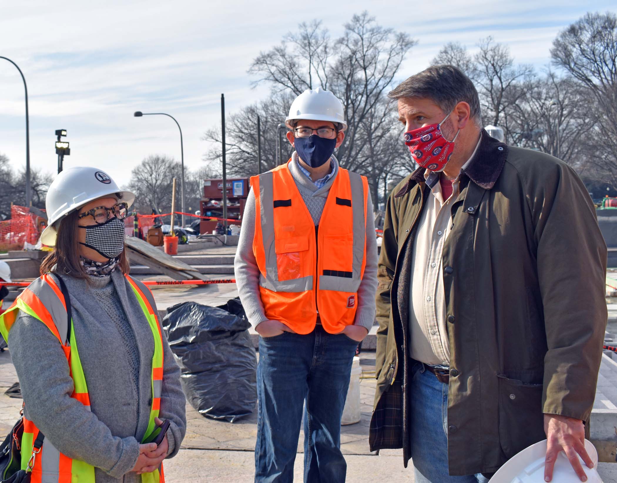 Chairman Jorjani with memorial designer Joe Weishaar, and Edwin Fountain of the American Battle Monuments Commission