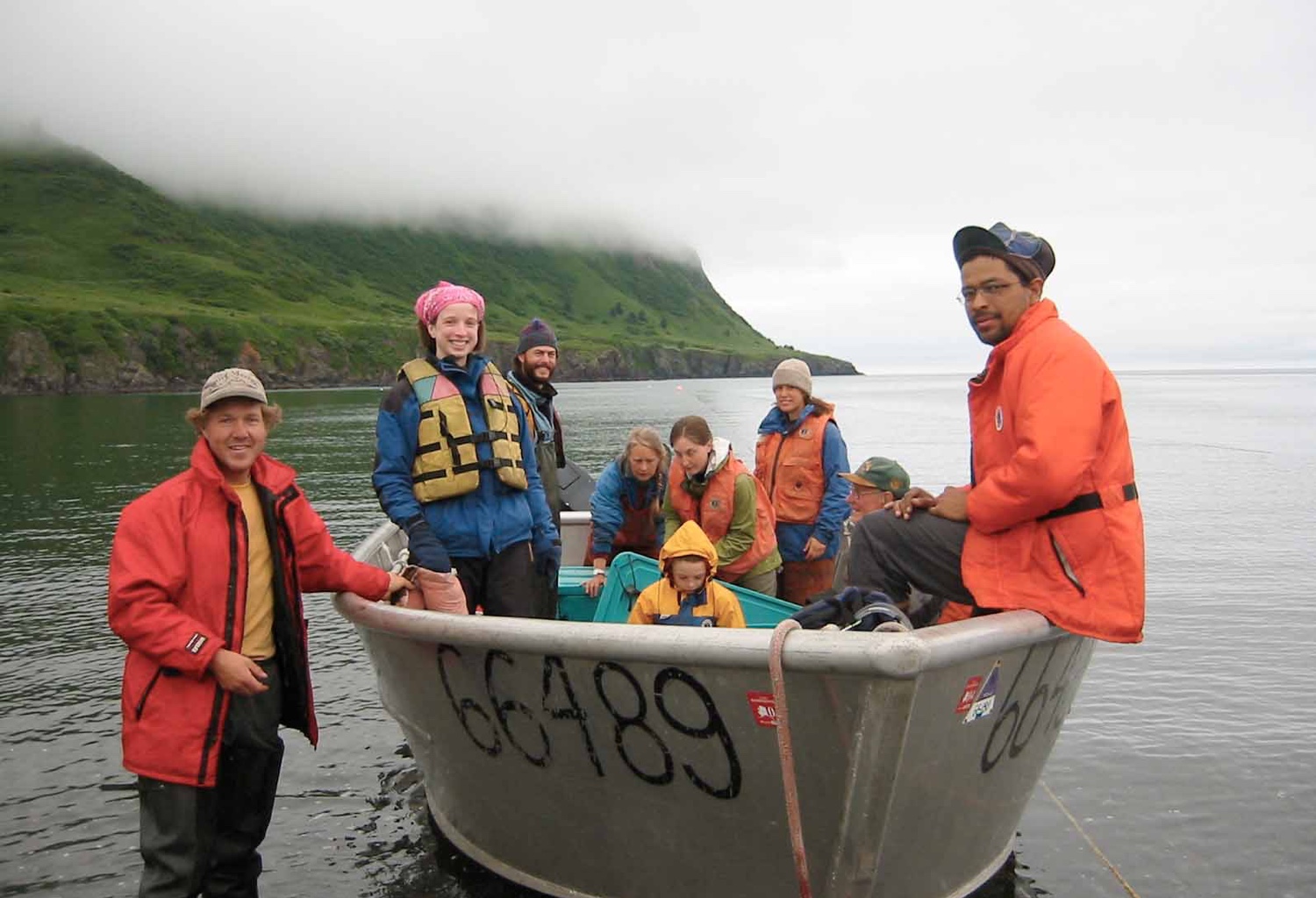 Alutiiq Museum volunteers partner with the U.S. Fish and Wildlife Service to monitor and document archaeological sites. 