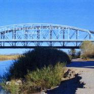 The fully restored Ocean-to-Ocean Bridge, built in 1915 and reopened in 2000, links the City of Yuma and the Quechan Indian Nation.