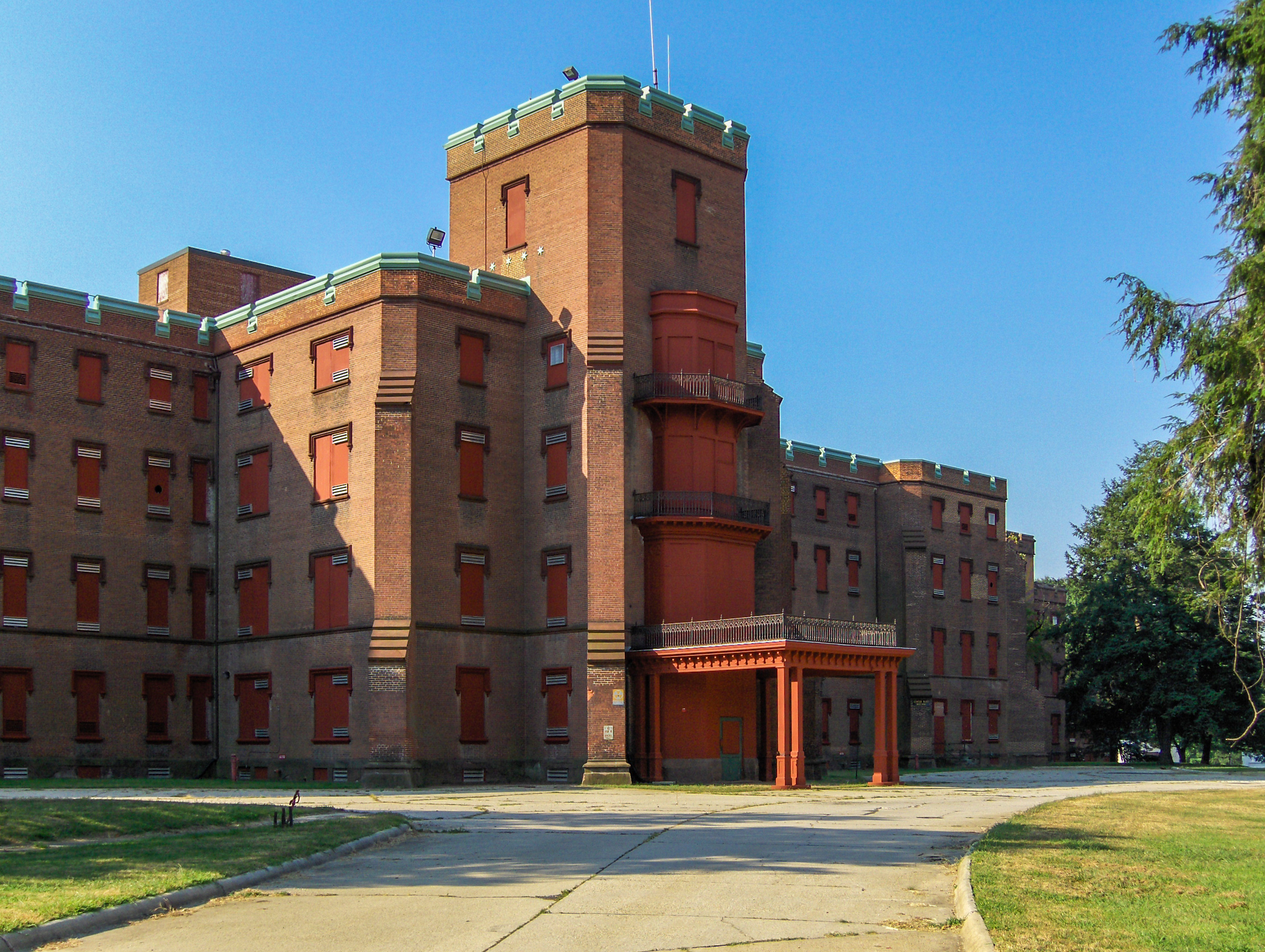 Center Building at St. Elizabeths