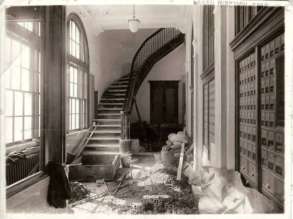 1918 stairway