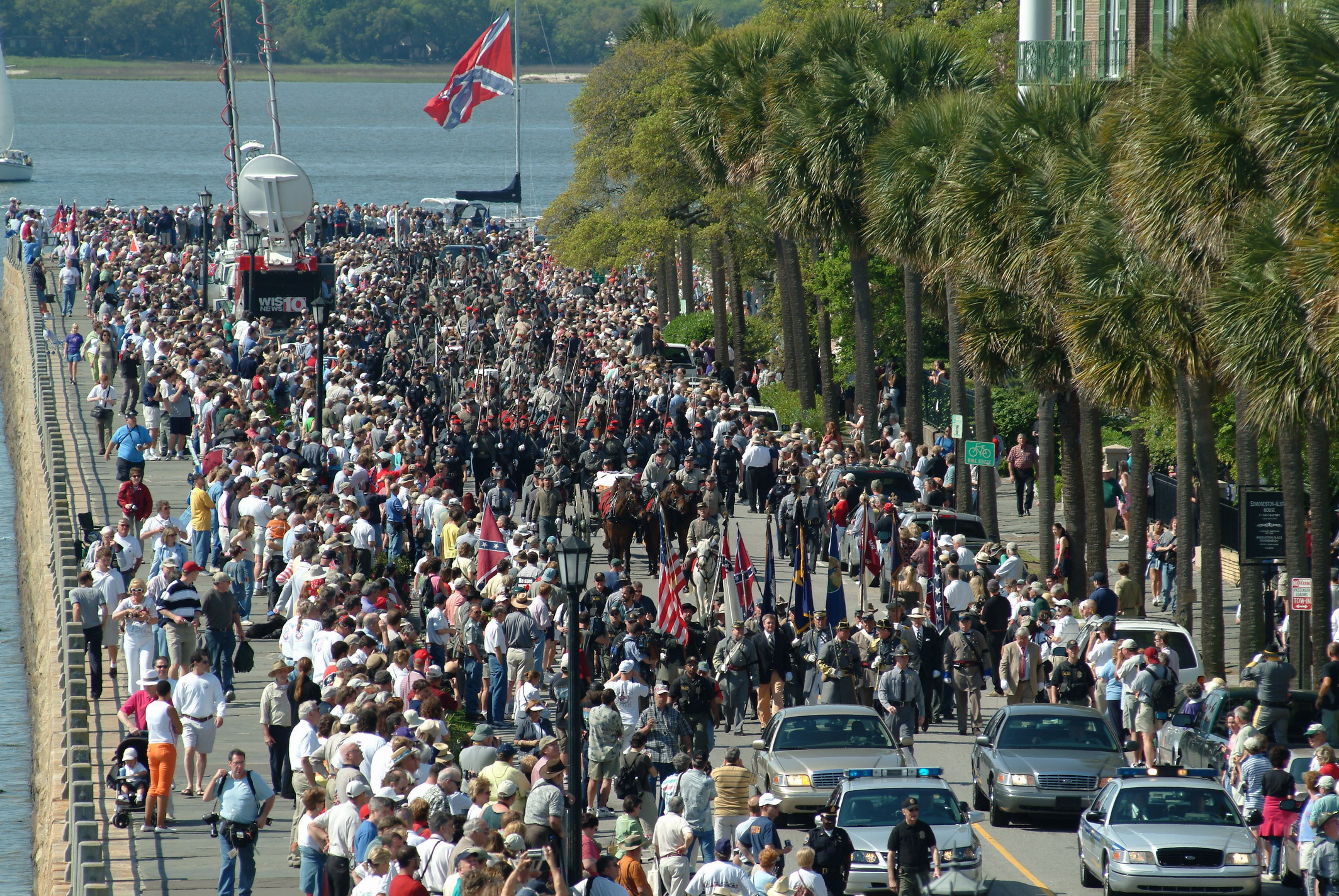 public funeral