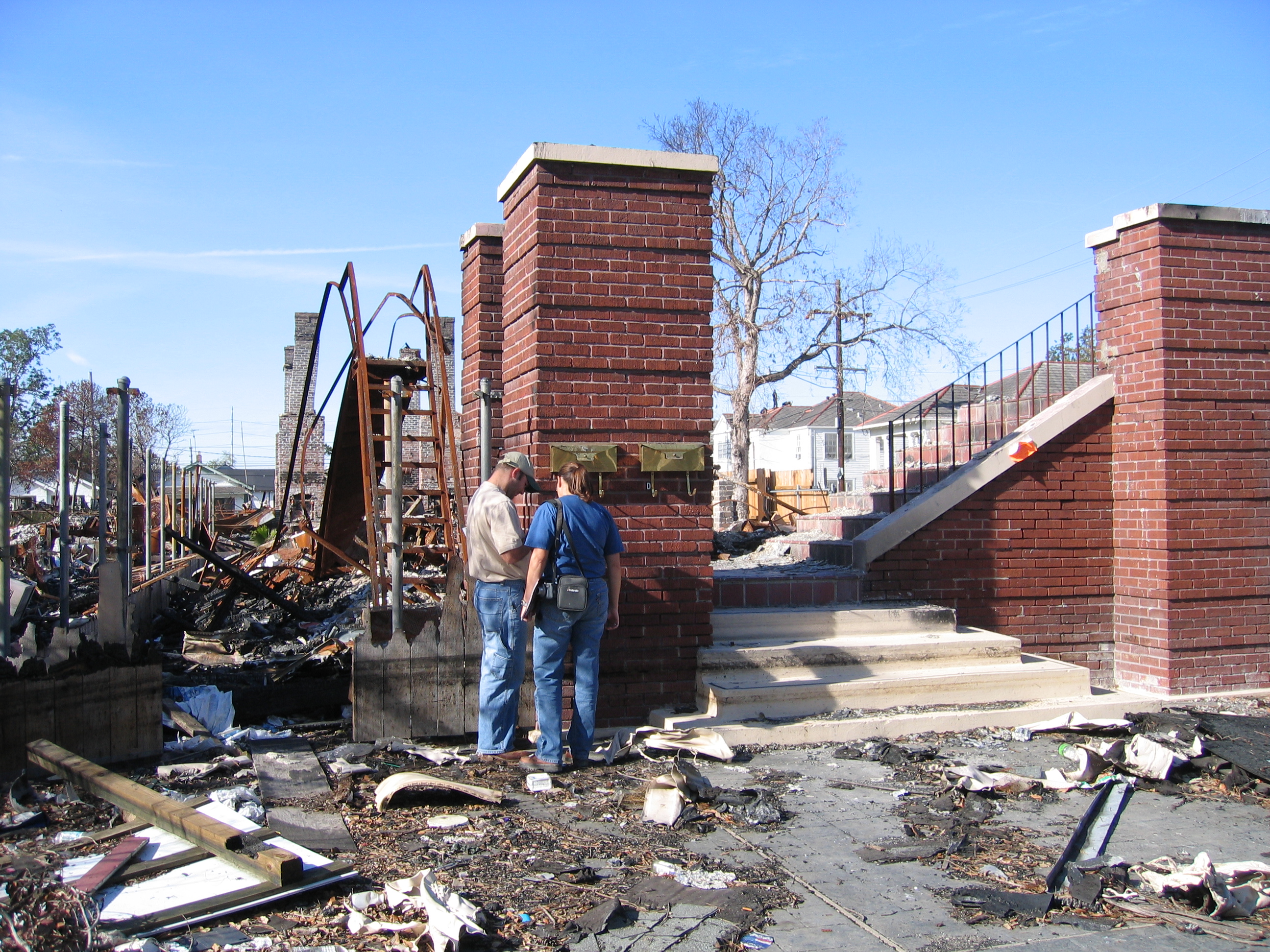 surveyors in Carolton