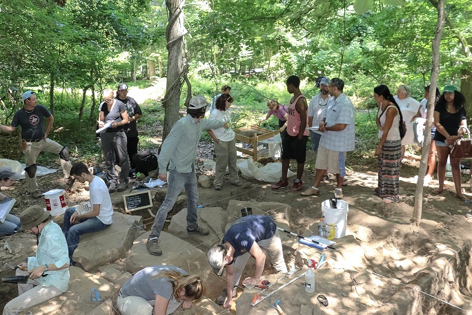 Mohegan field school archaeological survey